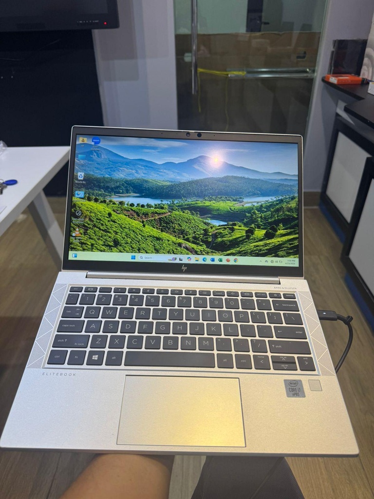 LaptopHpelitebook830g7.jpg