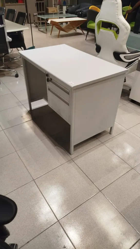 Escritorio para oficina Metal y madera